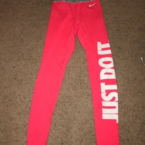 Nike leggings